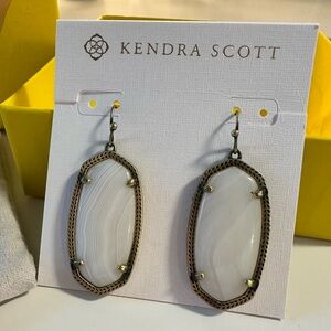 Kendra Scott Danielle Earrings | White Banded Agate | Antique Brass Vintage Gold